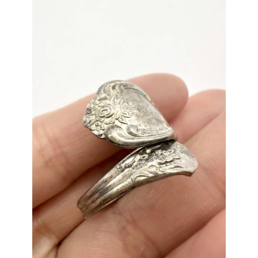 Vintage W. M.A. Rogers Oneida LTD Silver Plated Spoon Ring Size 7 - Picture 2 of 5